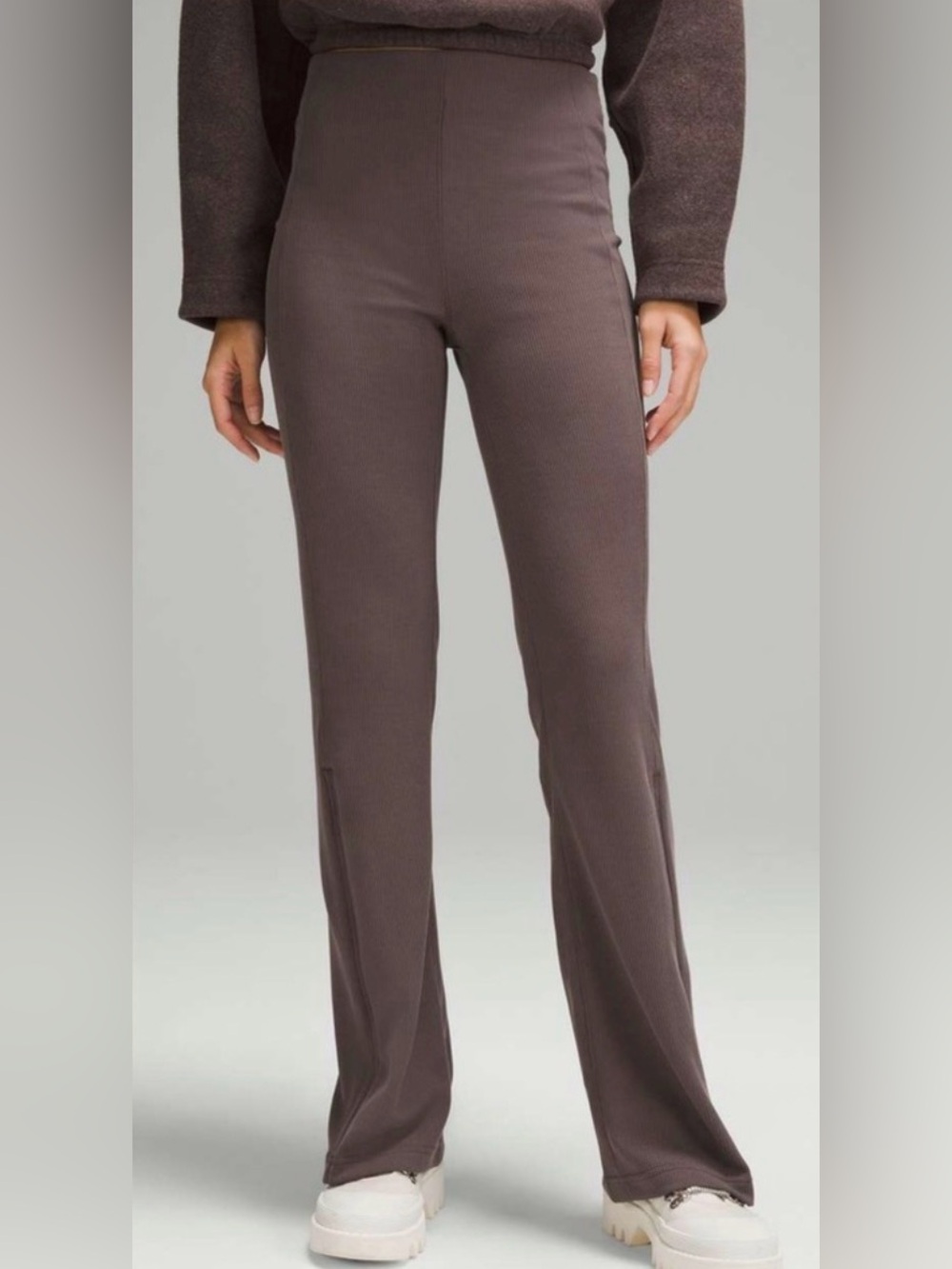 Lululemon Brushed Softstreme Ribbed Zip-Leg High-Rise Size 4